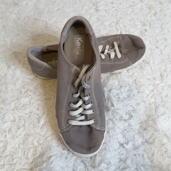 Keds Ortholite grey lace up canvas sneaker sz 7.5
